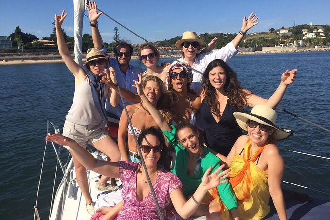 4-hours-private-sailing-trip-to-oeiras-beach