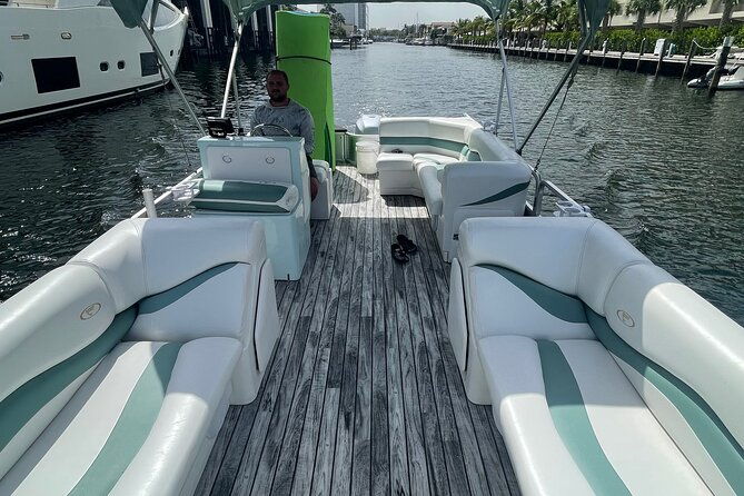 4-hours-private-sandbar-pontoon-party-2