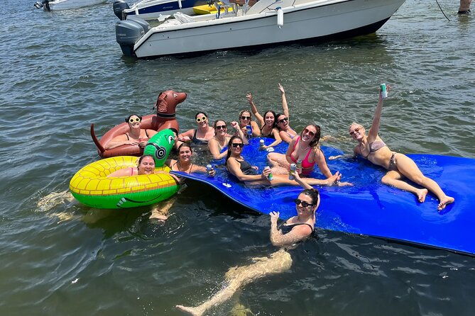 4-hours-private-sandbar-pontoon-party-2