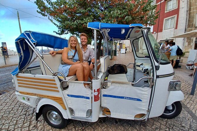 4-hours-private-tour-of-lisbon-in-tuk-tuk