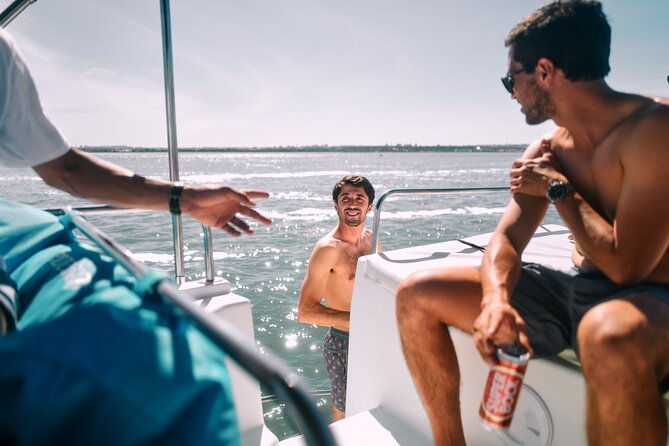 4-hours-private-tour-with-dives-in-catamaran-in-lisbon