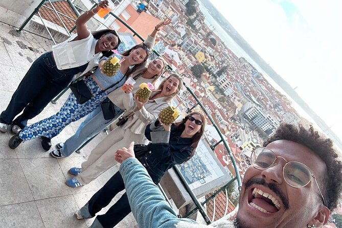 4-hours-tuktuk-city-tour-in-lisbon