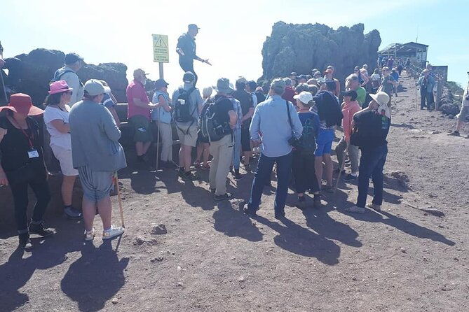 4-hours-vesuvius-volcano-tour