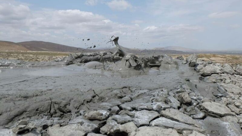 4-hr Gobustan & Mud Volcanoes Tour (Tickets Included) - What We Love Most