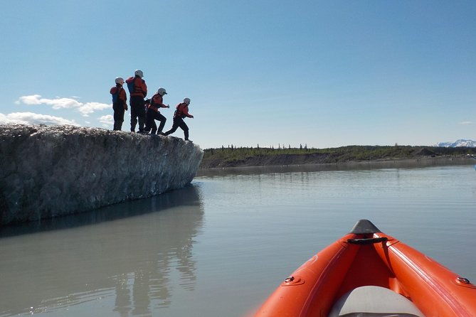 4-hr-kennicott-glacial-lake-river-raft