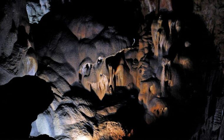 4-in-1-sapadere-canyon-dim-river-safari-cave-and-lunch