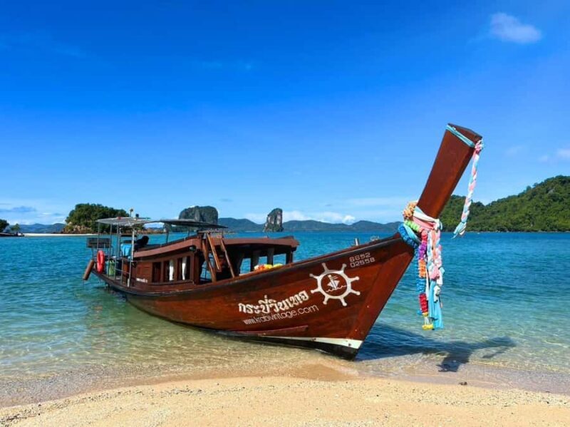 4 Island Sunset Private Luxury Vintage Boat - In-Depth Look at the Experience