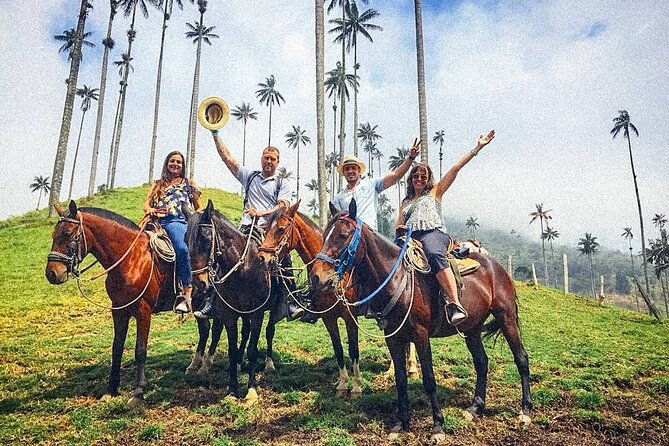 4-points-mixed-ride-cocora-valley
