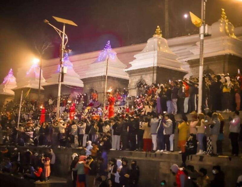 4-unesco-pashupatinath-boudhanath-patan-bhaktapur-tour