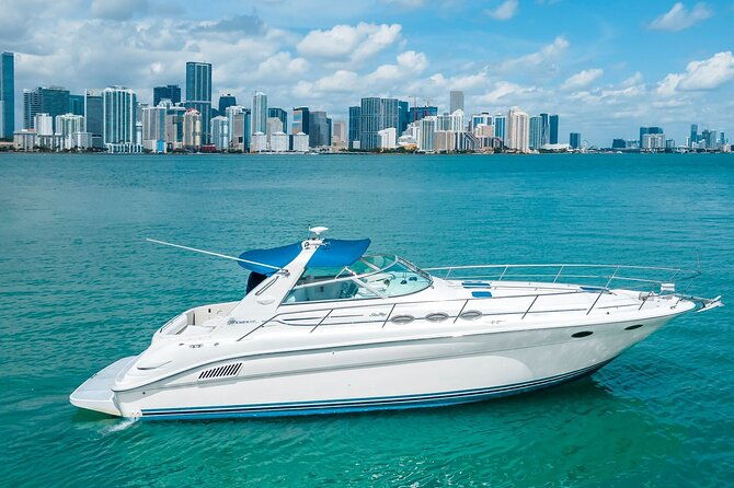 40-miami-yacht-rental-up-to-13-persons