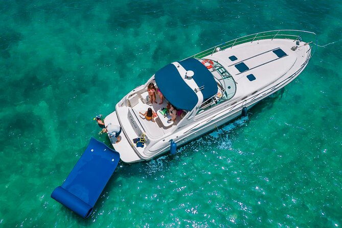 40-miami-yacht-rental-up-to-13-persons