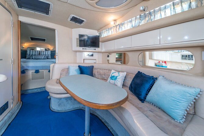 40-miami-yacht-rental-up-to-13-persons