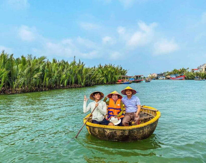40-minutes-basket-boat-ride-in-the-water-coconut-forest