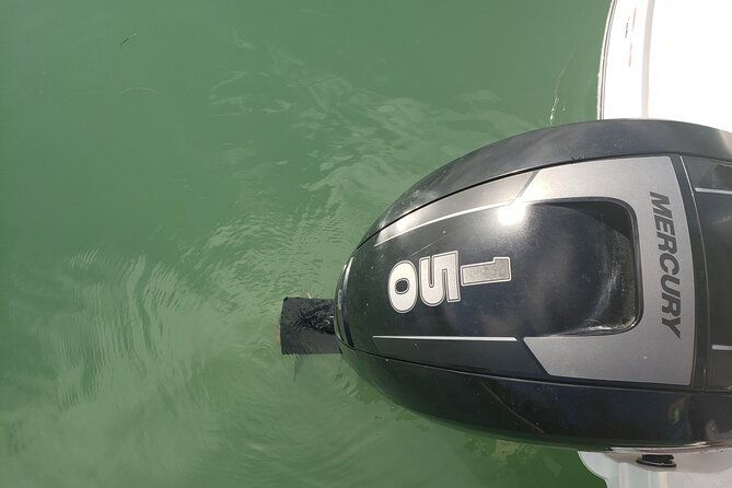 42-ft-private-yacht-miami-rent-for-2-our-4-hours-for-12-people