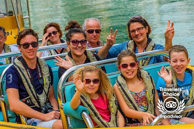 45-Minute Thrilling Speedboat Tour to Atlantis Hotel - Who Will Love This Tour?