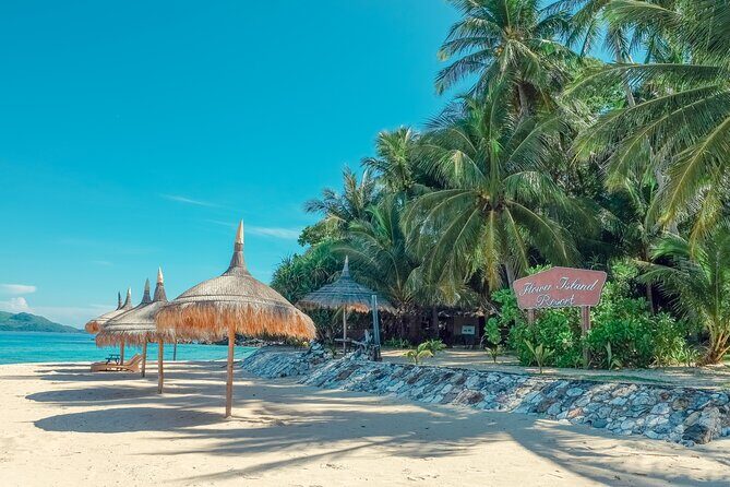 4D3N Luxury Resort & Island Hopping with Seaplane Transfer - Key Points