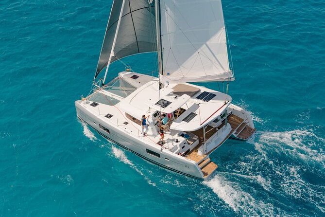 4h-private-vip-catamaran-tour-with-swim-up-to-18-people