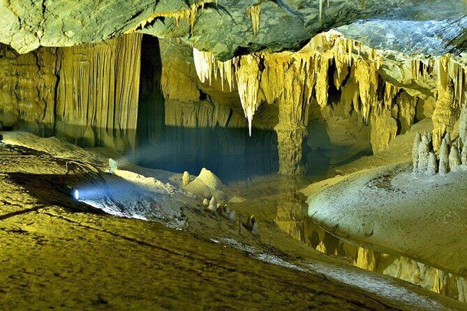 4km Paradise Cave Tour from Dong Hoi - Who Will Love This Tour?