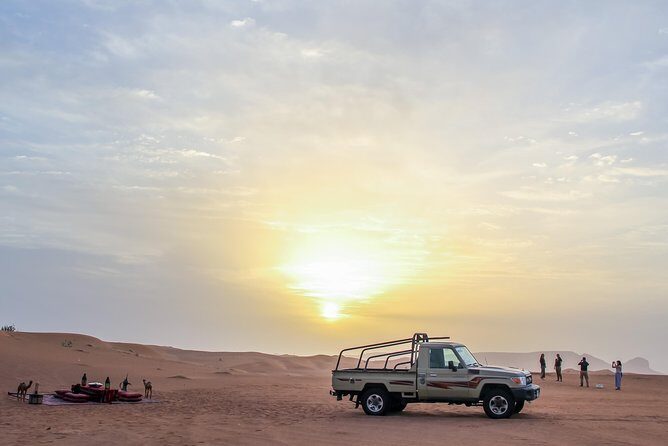 4x4 Hatta Safari to Fossil Rock & Honey Bee Garden visit with Breakfast - Key Points