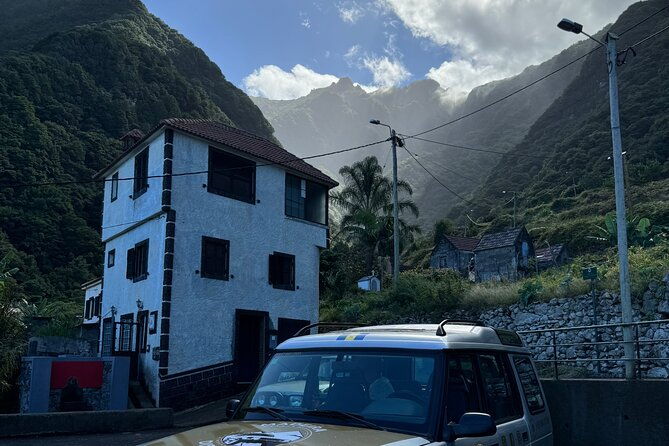 4x4-jeep-safari-west-madeira-porto-moniz-fanal-cabo-girao