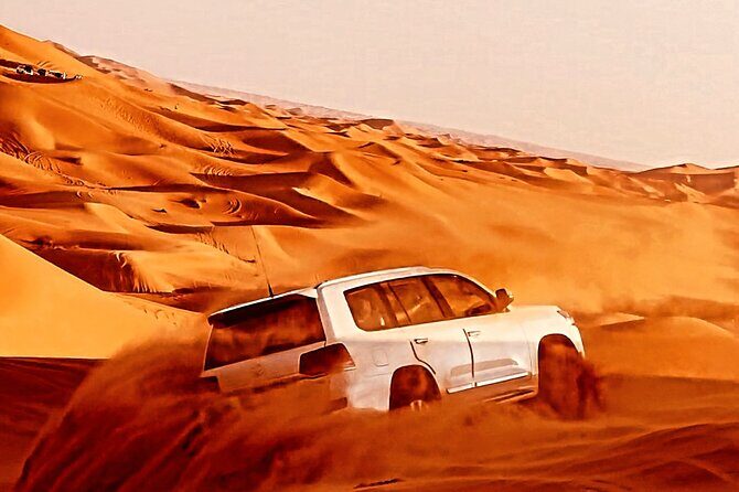 4x4 off-Road Desert Safari, Sandboarding, CamelRide, Veg & BBQ - Key Points