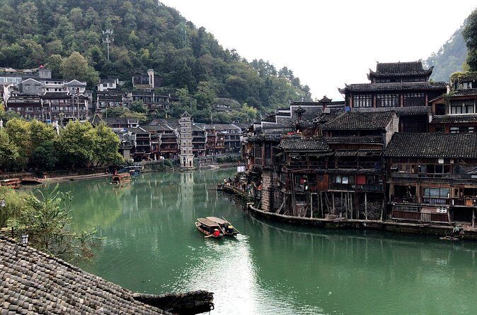5-Day Combo Package of Zhangjiajie With Fenghuang (By Fast Train) - Frequently Asked Questions