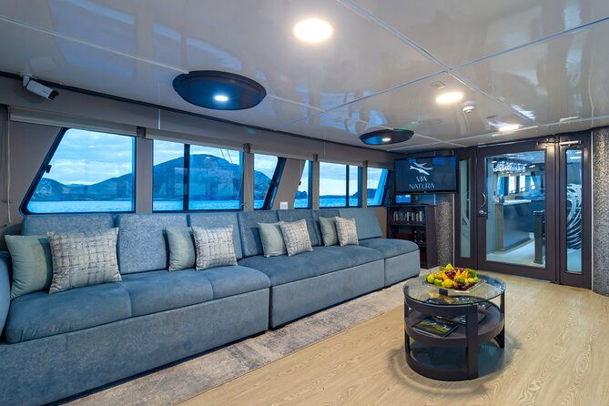 5-day-galapagos-cruise-itinerary-b-east-aboard-monserrat-yacht