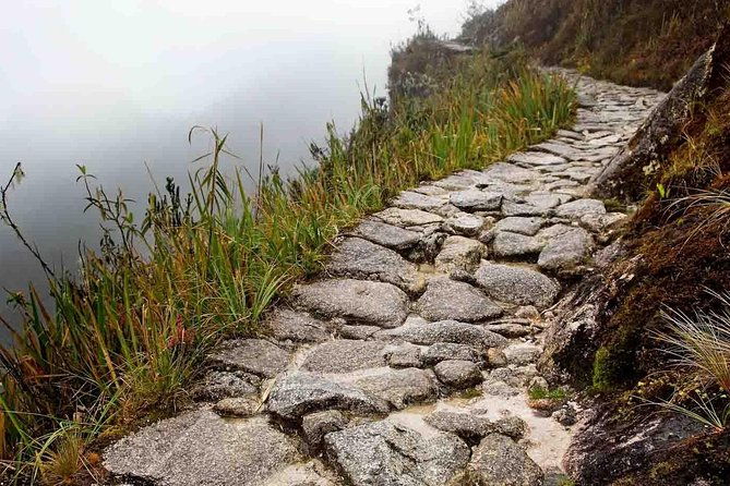 5-day-inca-trail-express-to-machu-picchu-group-service