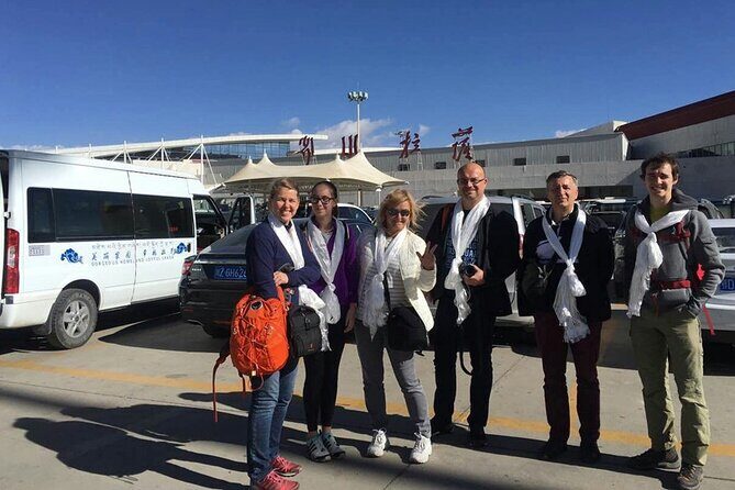 5-Day Luxury Tibet Tour with Culture, Lakes and Photo Shoot - Key Points
