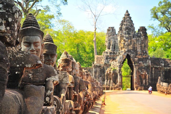 5-day Phnom Penh & Siem Reap Angkor temples Floating village - Who Is This Tour Best For?