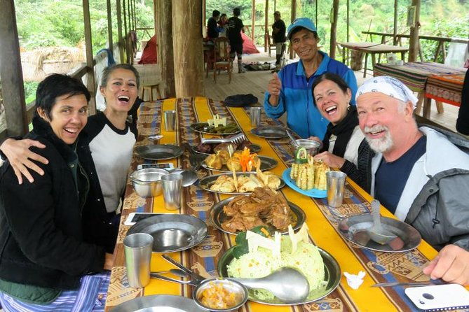 5-day-salkantay-trek-to-machu-picchu-group-service-2