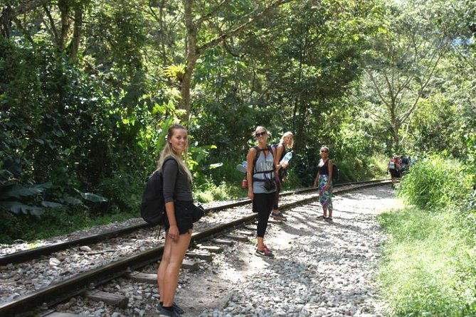 5-day-salkantay-trek-to-machu-picchu-group-service-2