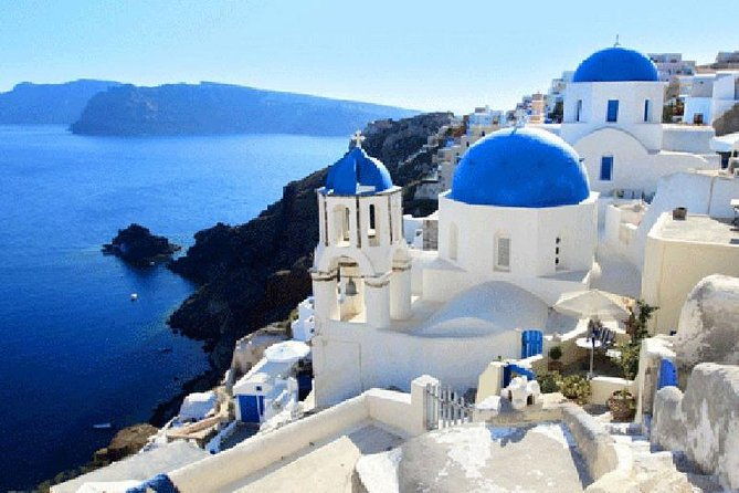 5-day-tour-in-delphi-meteora-santorini-mykonos-and-delos
