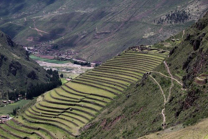 5-day-view-the-most-popular-the-sacred-valley-machu-picchu-rainbow-mountain
