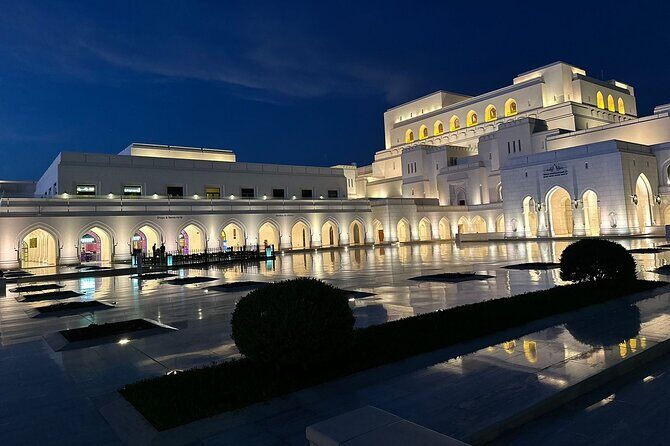 5 Days 6 Nights Private Tour in Oman - Day 4: Mountain Villages and Historical Sites