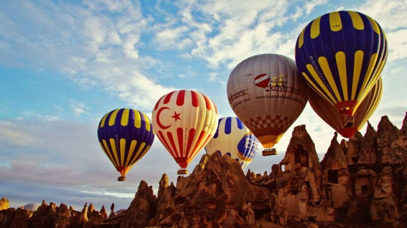 5-days-istanbul-to-cappadocia-by-plane-hot-air-balloon