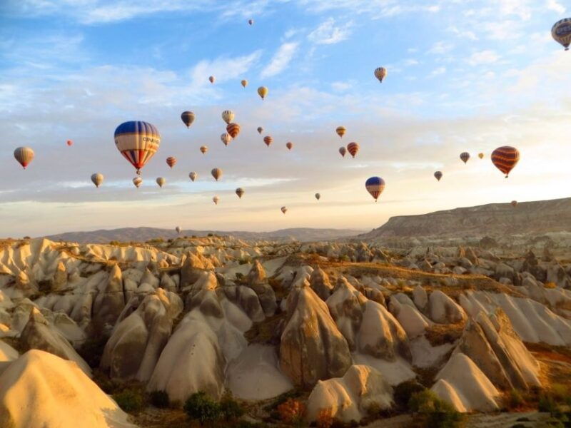 5-days-istanbul-to-cappadocia-by-plane-hot-air-balloon