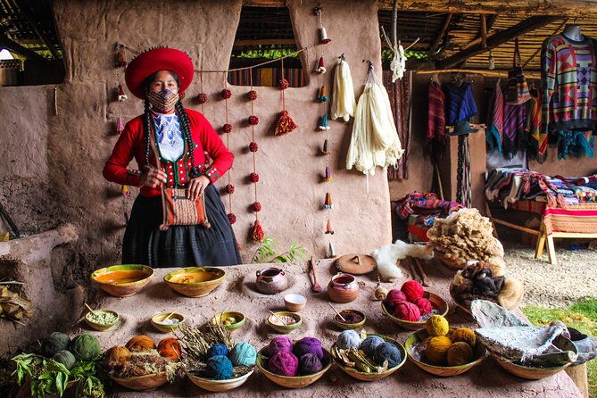 5-days-tour-to-machupicchu-sacred-valley-and-rainbow-mountain-in-small-group