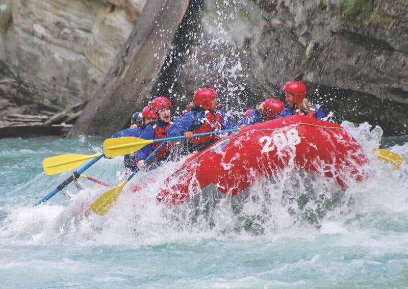 5-hour-fraser-river-rafting-in-jasper-national-park