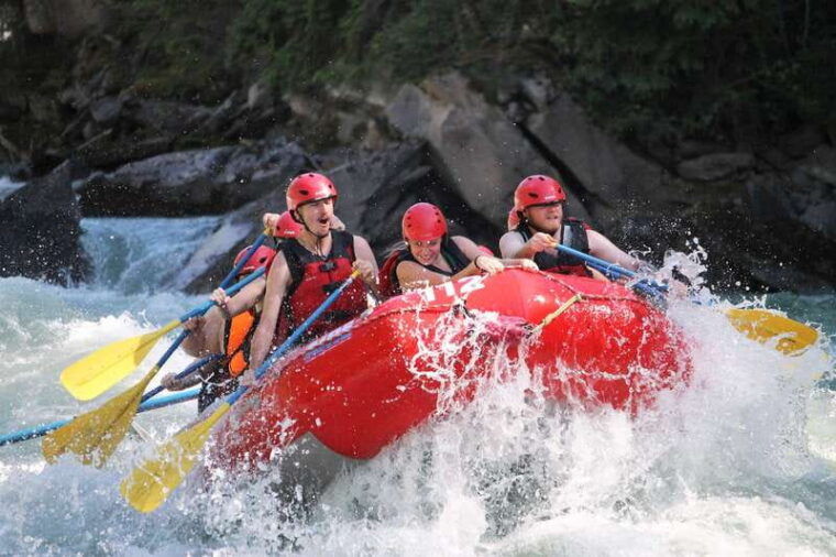 5-hour-fraser-river-rafting-in-jasper-national-park
