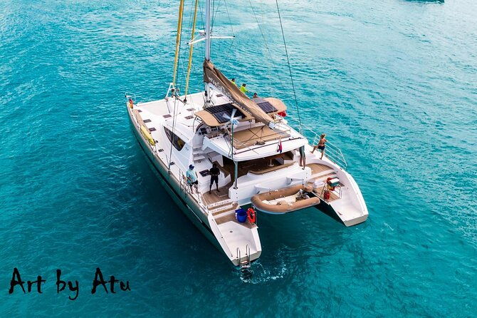 5-hour-luxury-catamaran-day-sail-in-sint-maarten-on-the-phoenix