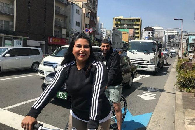 5-hour-osaka-bike-tour-to-the-neighborhood-of-osaka-castle