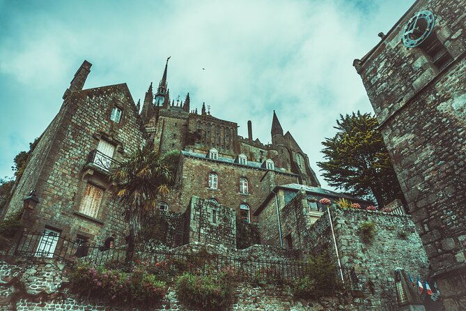 5-hour-private-tour-of-mt-st-michel-from-st-malo-with-pick-up-and-drop-off-2