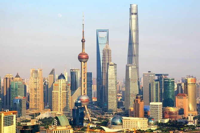 5-Hour Shanghai Private Tour:Shanghai Tower,Yu garden and Jade BuddhaTemple - Key Points