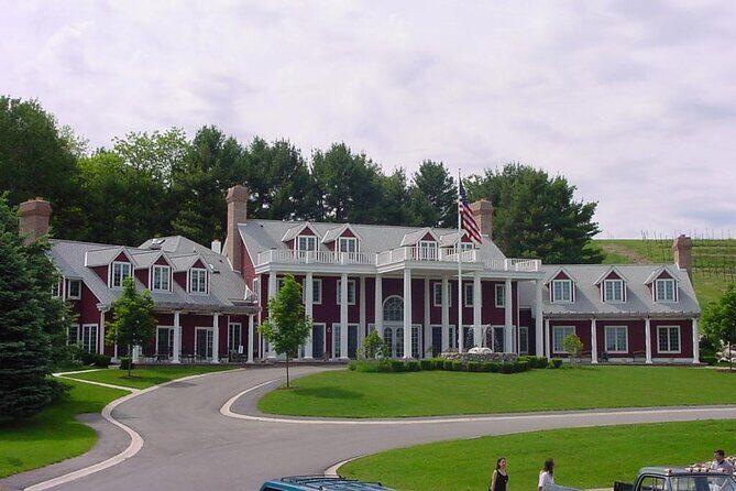 5-Hour Traverse City Wine Tour: 3 Wineries on Leelanau Peninsula - Who Will Love This Tour?