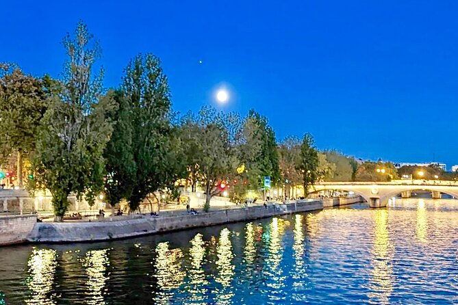 5-hour-walking-tour-in-paris-with-licensed-guide