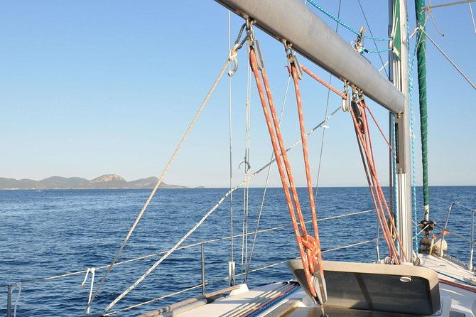 5-hours-from-sithonia-sailing-trip-secluded-coves-islands