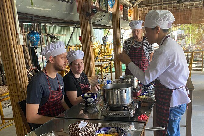 5 Hours in Cam Thanh Cooking Class, Basket Boat and Local Market - Cooking Class: Creating Vietnamese Flavors