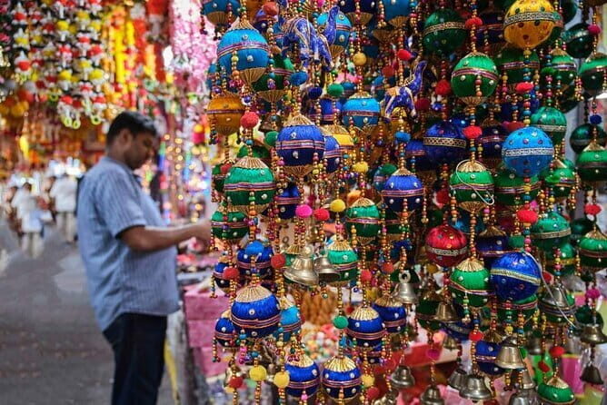 5 hours Little India, Kampong Glam, Chinatown with 9 Food Tasting - Key Points