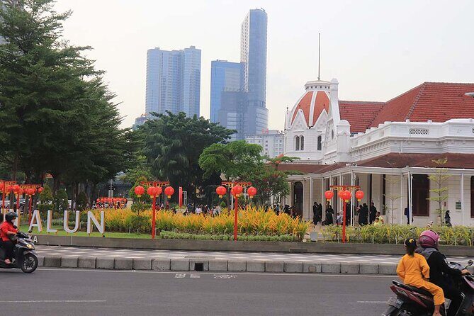 5 Hours Surabaya Comfort City Tour - FAQ